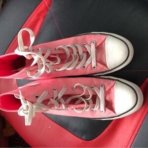 Trendy Pink Canvas High-Top Sneakers